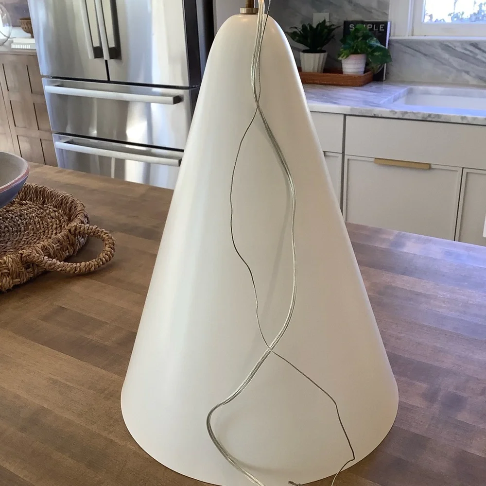 West Elm large Coco pendant ❤️❤️❤️❤️